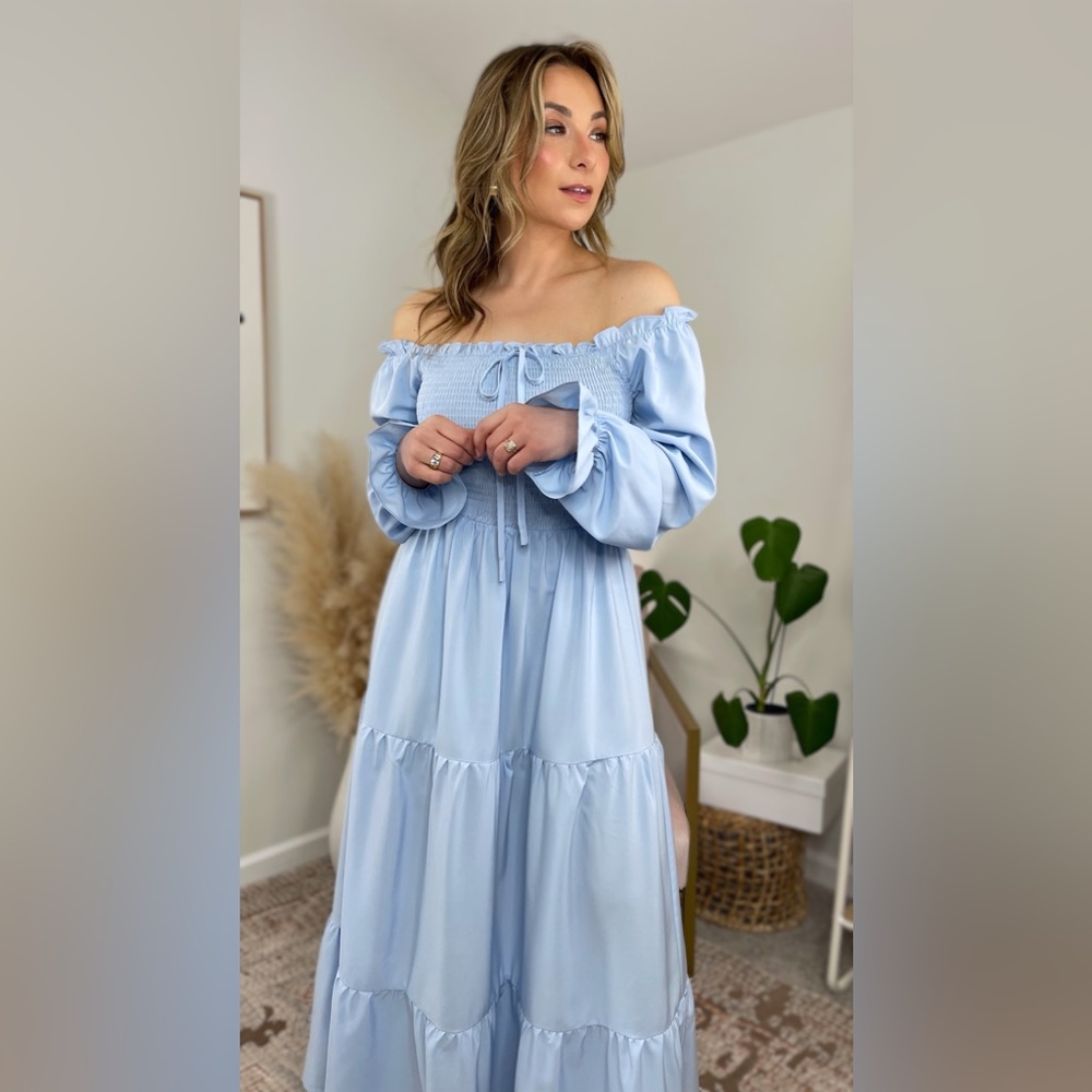 Amazon Beyove Long Sleeve Smocked Flowy Maxi Dress, Small, Baby Blue NWT